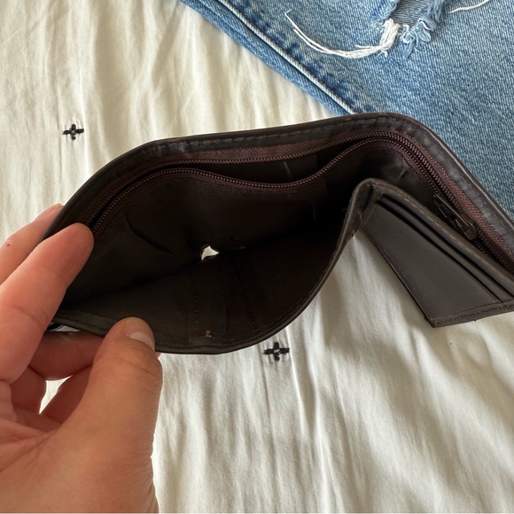 Dickies‎ Dark Brown Leather Wallet - Picture 5 of 5